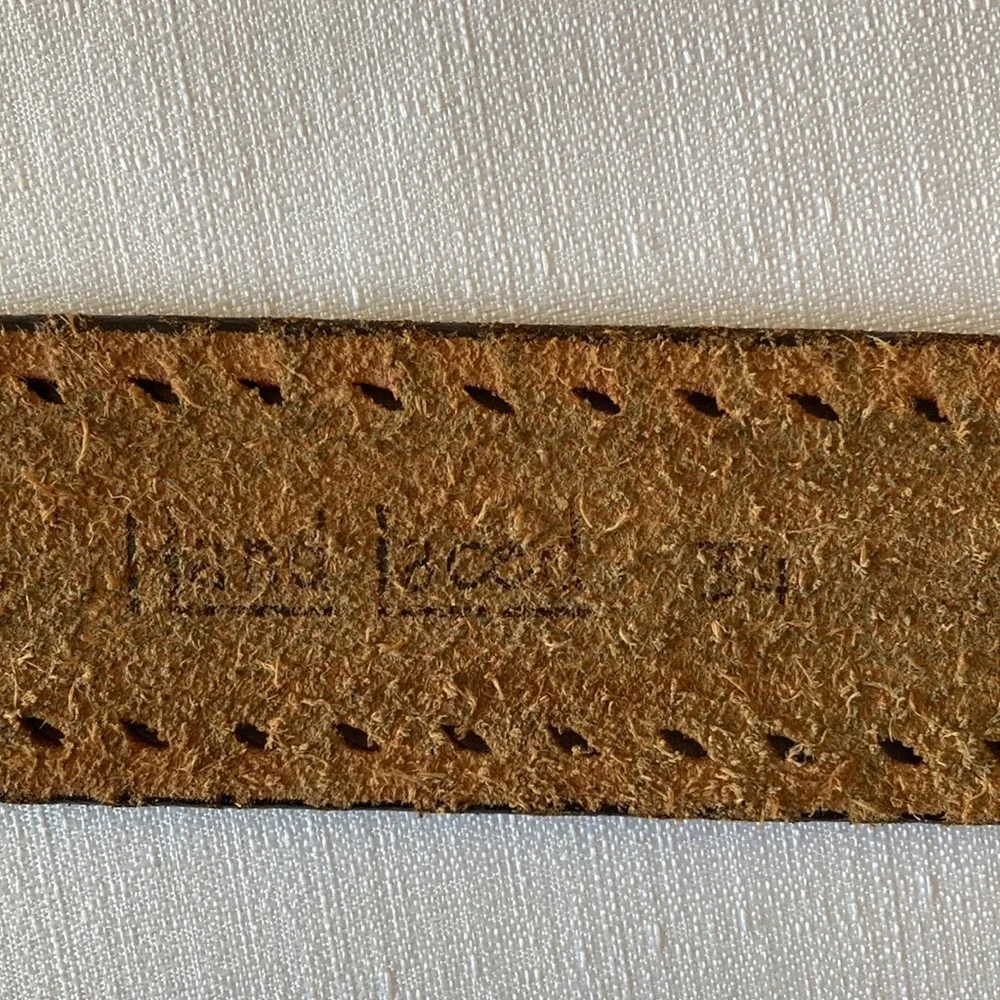 Brown‎ Leather Tooled Belt Acorn Leaf Design with Green Accents Size 34